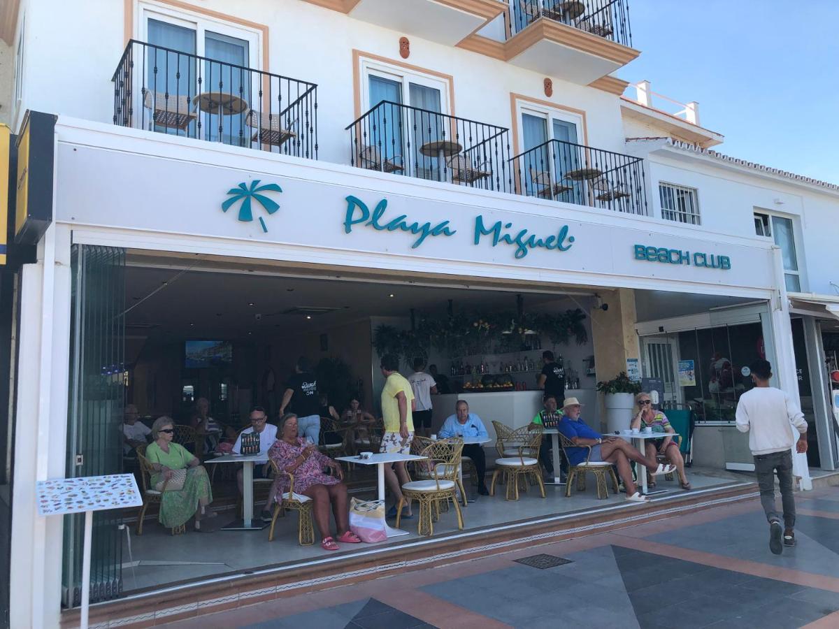 Apartamento Totalmente Reformado Con Piscina Y Jardines Al Lado De La Playa De La Carihuela Torremolinos Luaran gambar